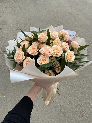 Букет Кремовые розы Латте в Графском